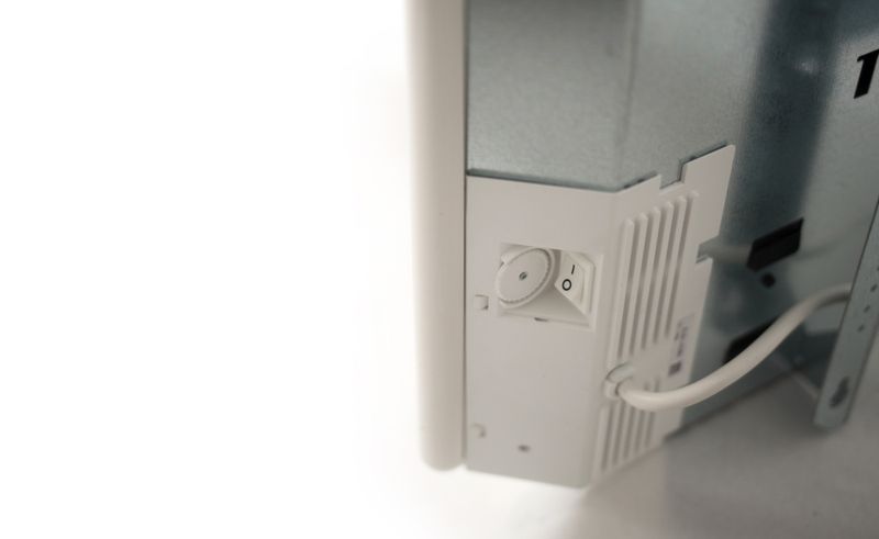 Beha Panelovn Listovn Smartovn med stålfront og Wifi - 500W - Hvit LV 5 - Norskutviklet varmeovn