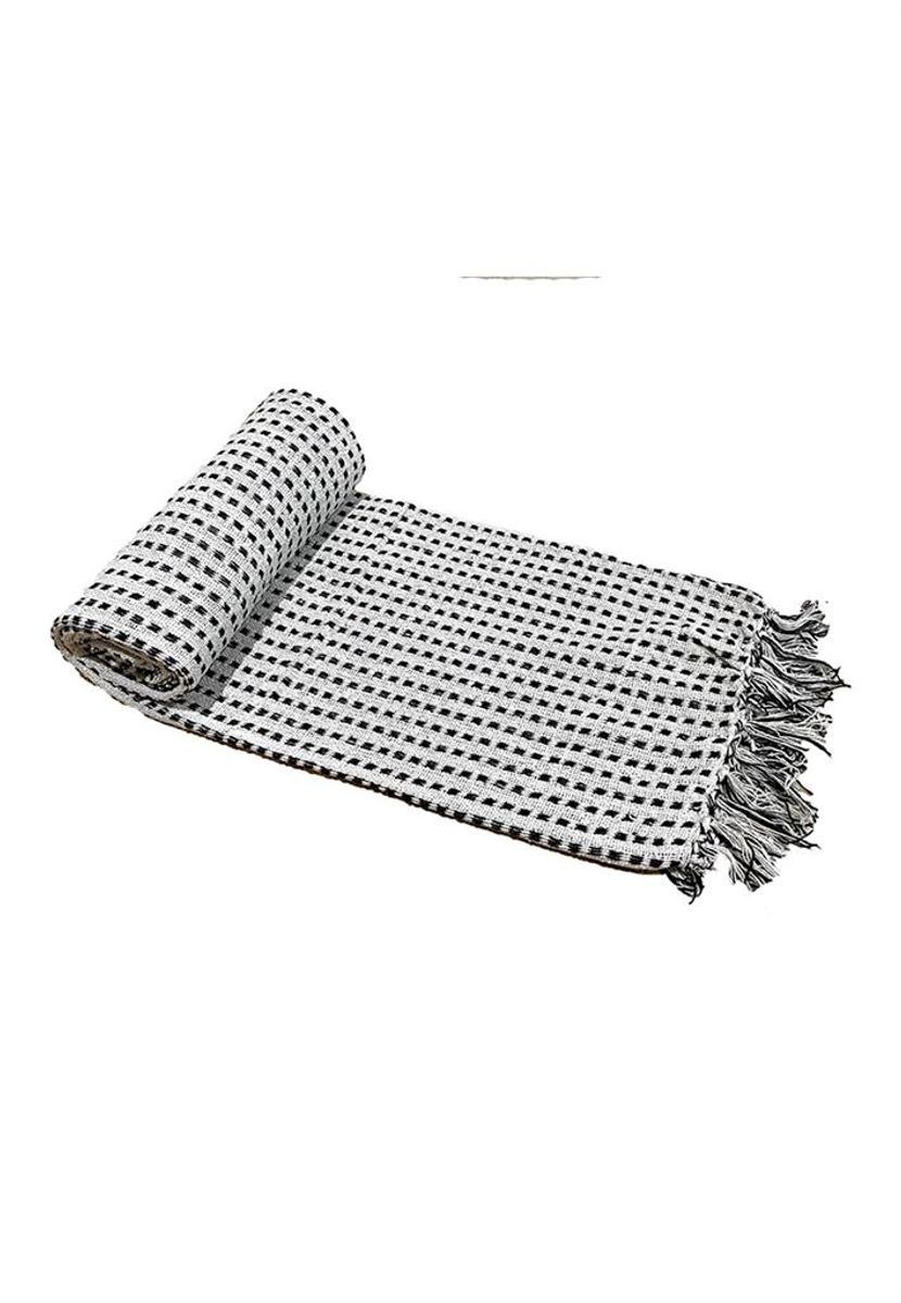 Pledd - Teppe på 170x130cm med Frynser - Hvit og Svart