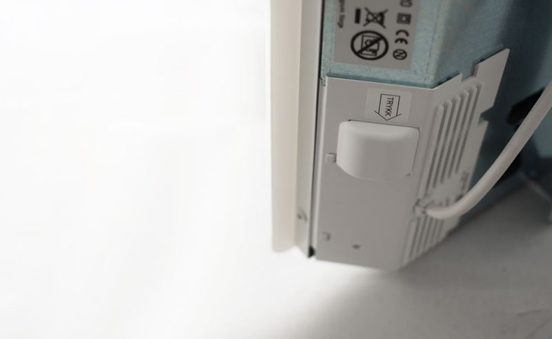 Beha panelovn med glassfront og Wifi - 750W - Hvit LGV 7 - Norskutviklet varmeovn