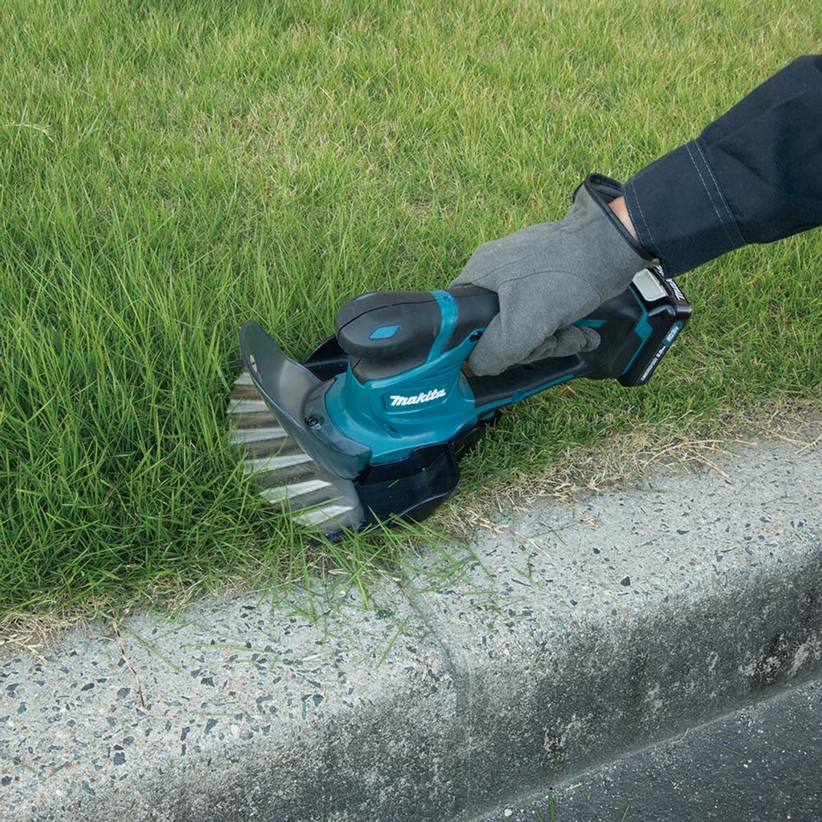 Makita Trimmer/Hekksaks 12V Max CXT ® UM600DZX