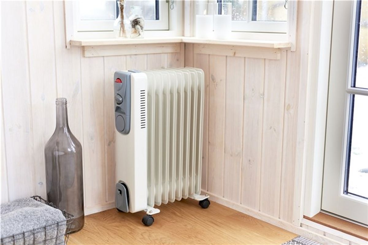 Varmeovn - Oljefylt Radiatorovn 2000 watt Termostatstyrt - PARTIKJØP