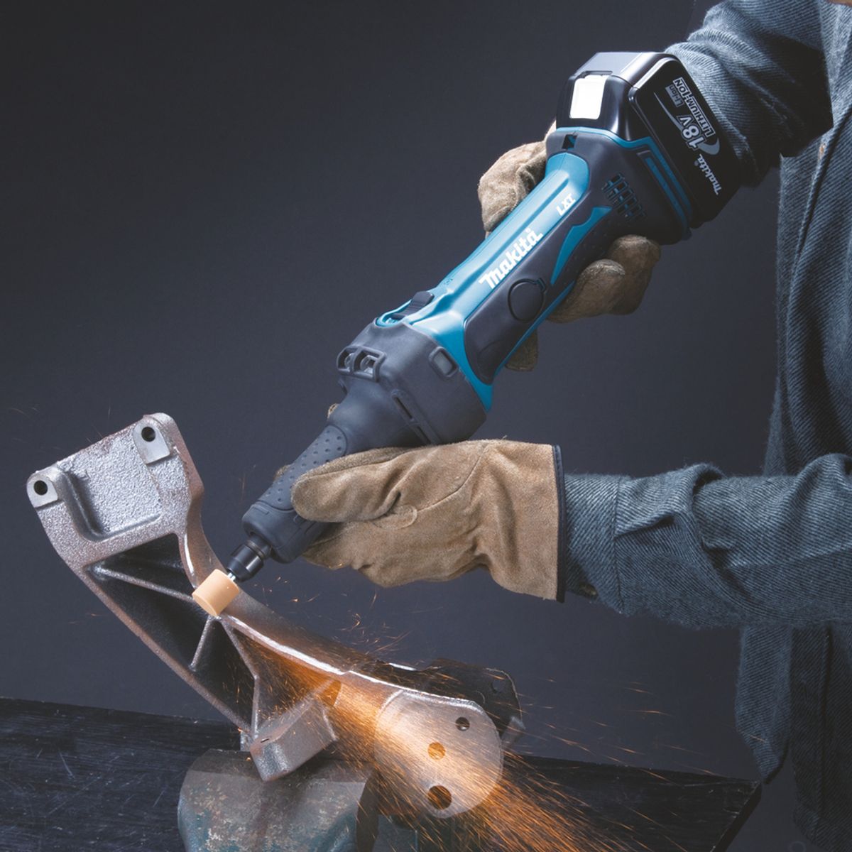 Makita Rettsliper 18V LXT ® 6mm DGD800Z