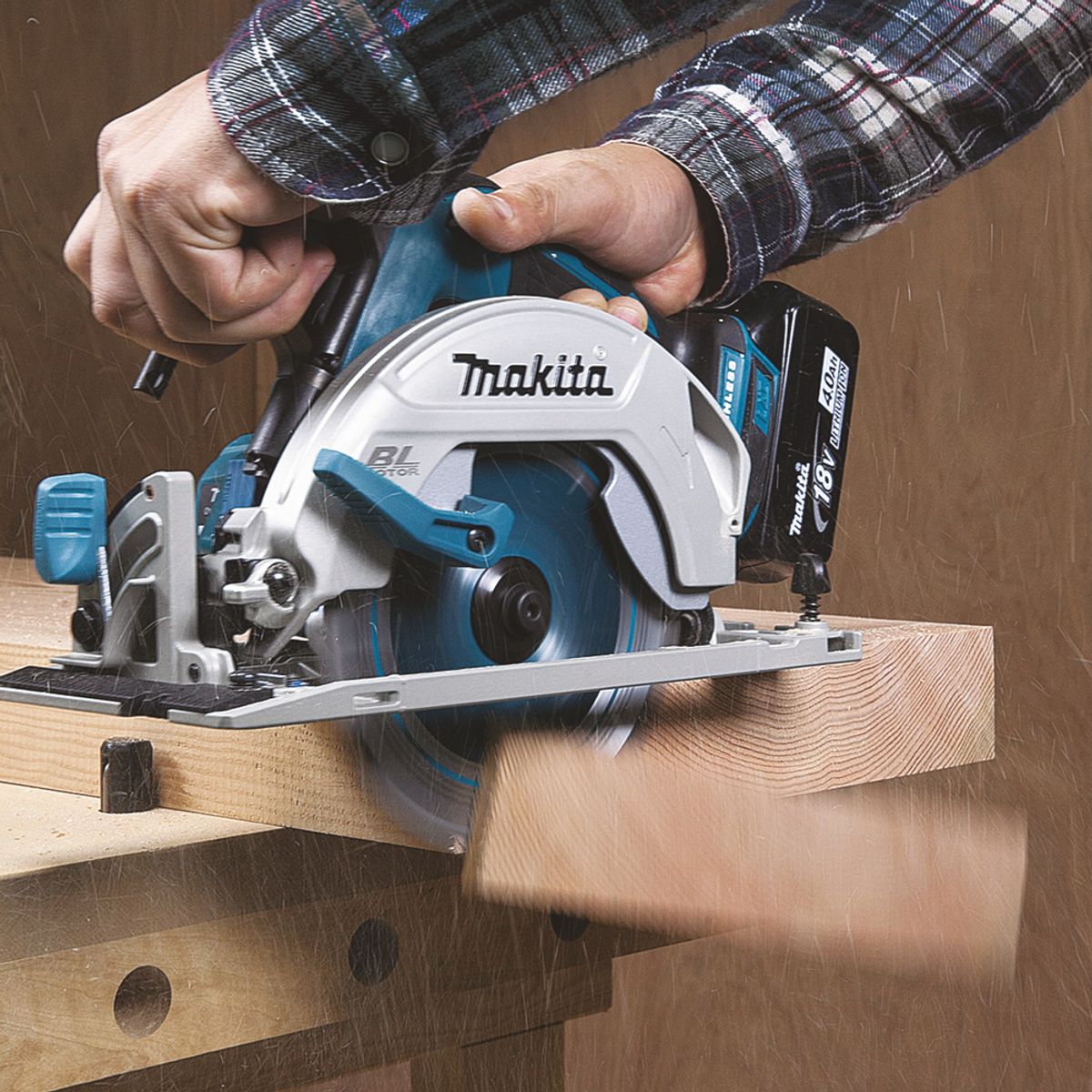 Makita Sirkelsag 18V LXT 165mm ® DHS680Z