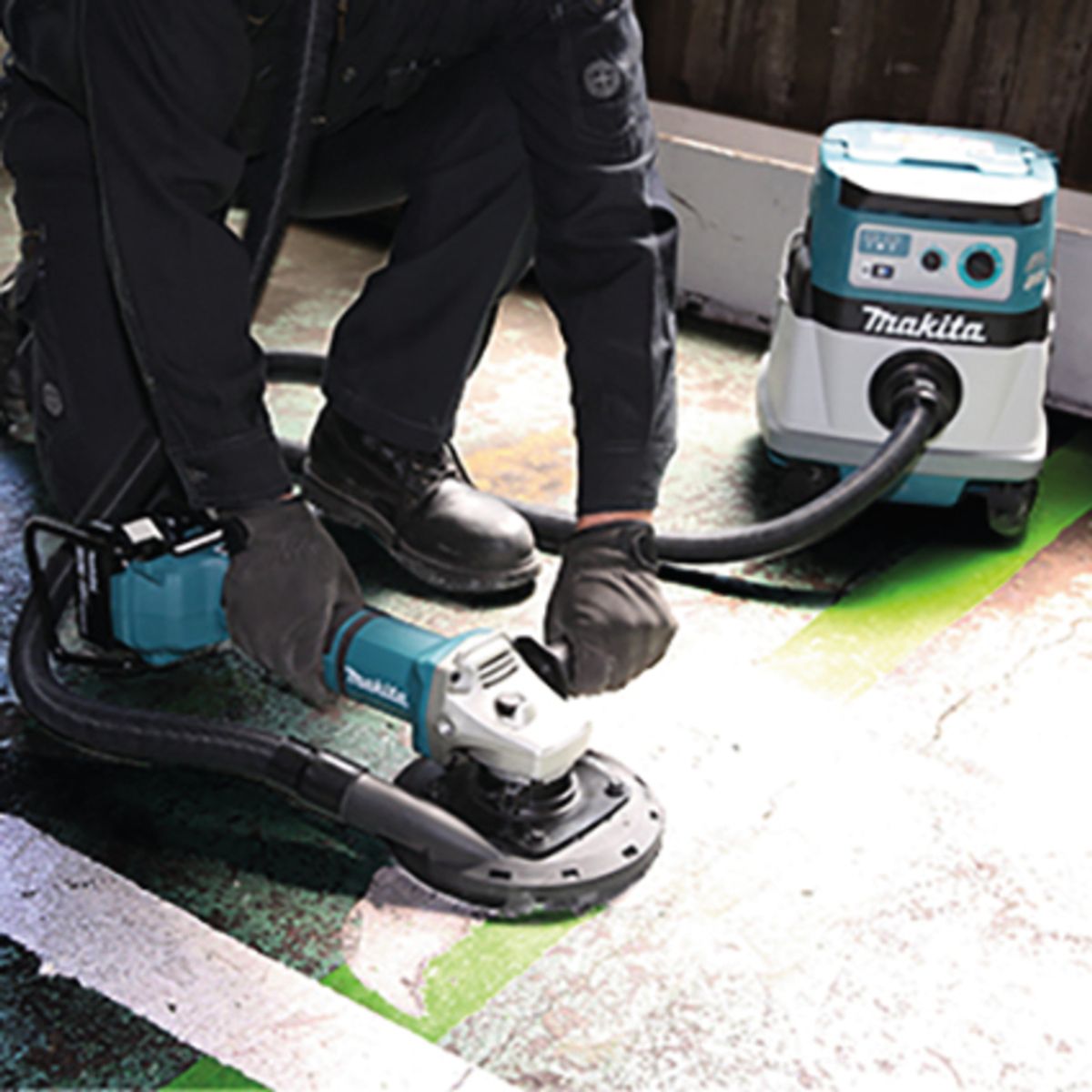 Makita Vinkelsliper 2x18V LXT ® 230mm DGA901ZUX1